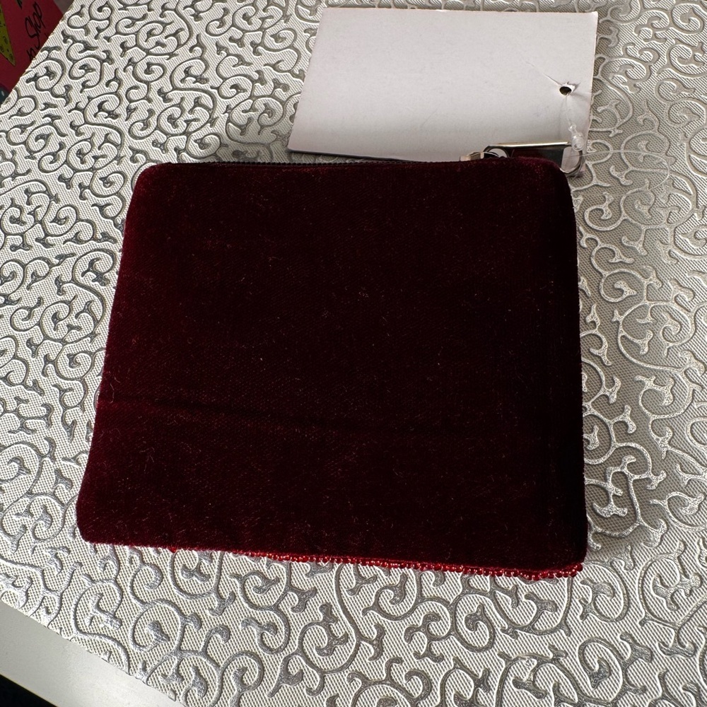 Bacci Wine O’clock Beaded Coin Purse NWT - Picture 2 of 4